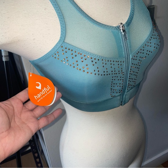 Handful Sports Bra- NBA NFL IFL WHL Pro Cheer Pro Dance Audition Top - Picture 3 of 7